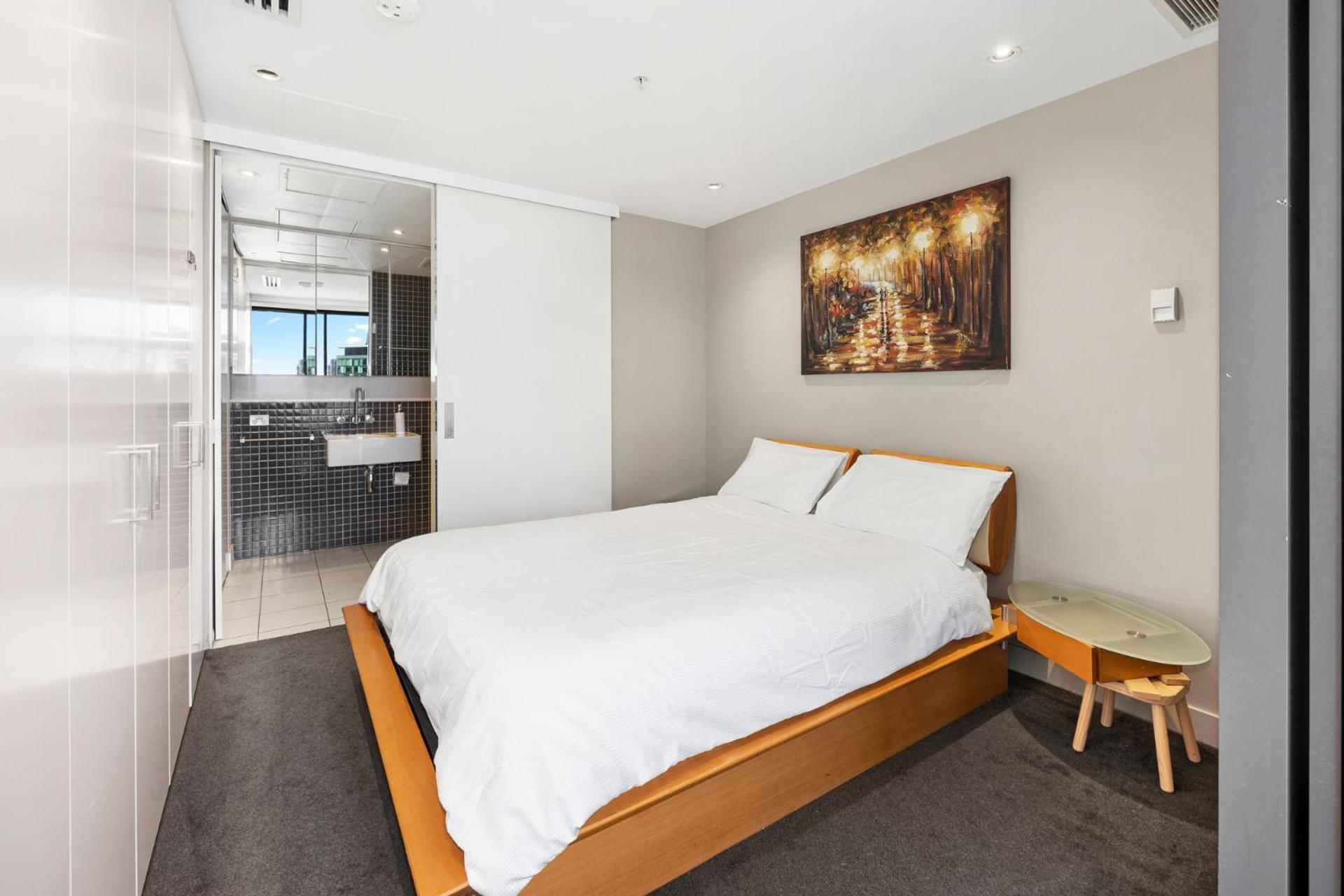 Luxury Designer Suite In Most Prestigious Location In Melbourne Eksteriør bilde